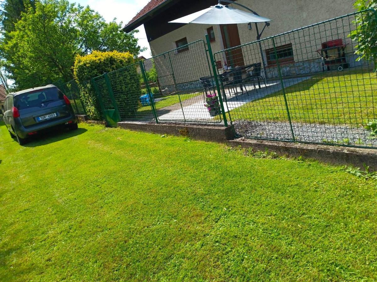 Apartman U Vrbu Černá v Pošumaví Buitenkant foto